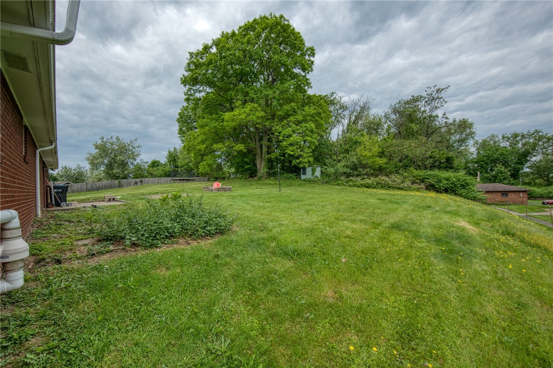 338 Moon Clinton Rd