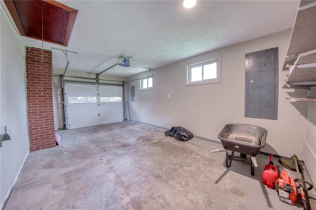 338 Moon Clinton Rd
