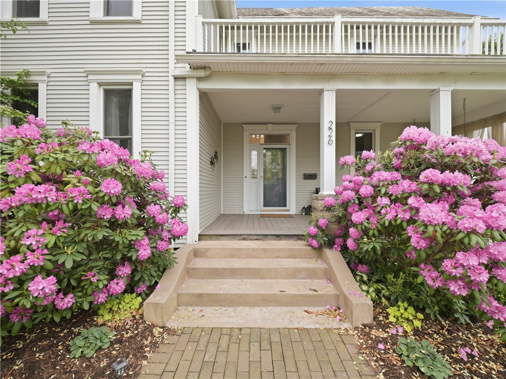 226 College Ave