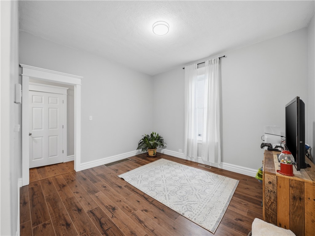 226 College Ave