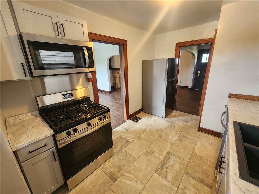 461 Highland Ave