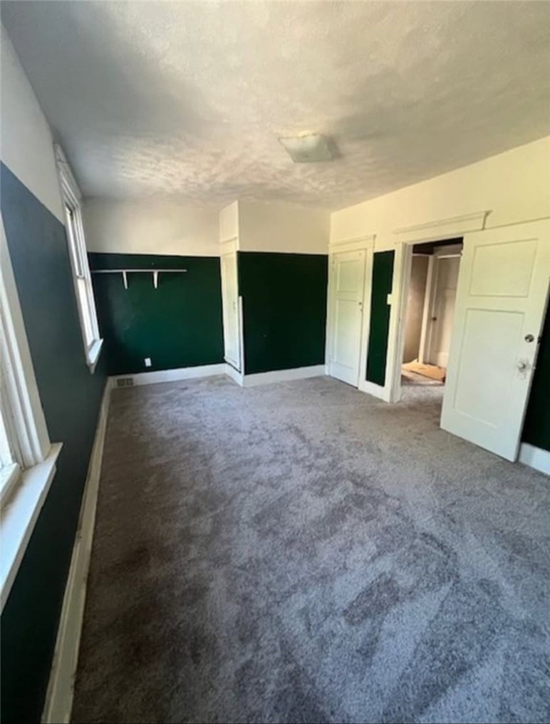 532 Russellwood Ave