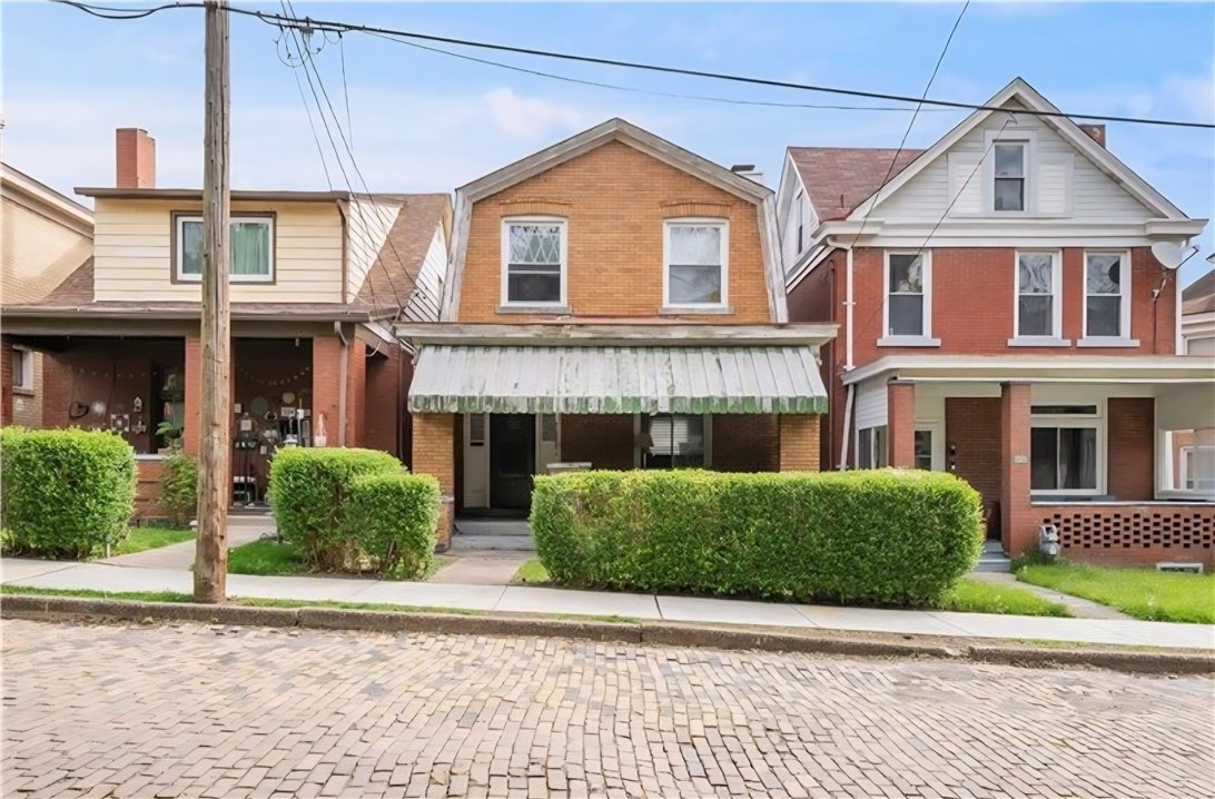 532 Russellwood Ave
