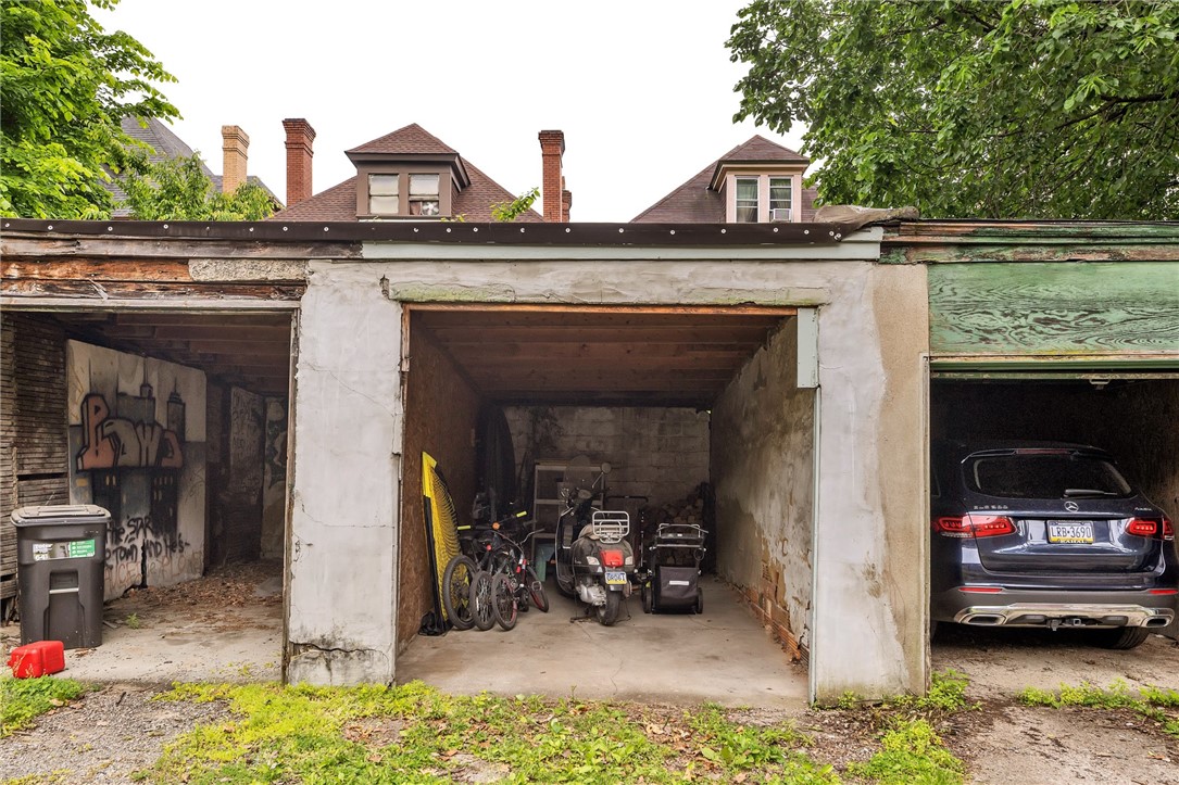 1146 N Negley Ave