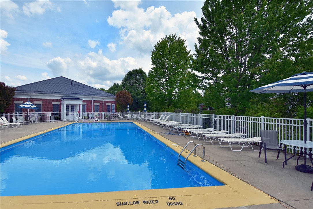 108 Sonie Dr