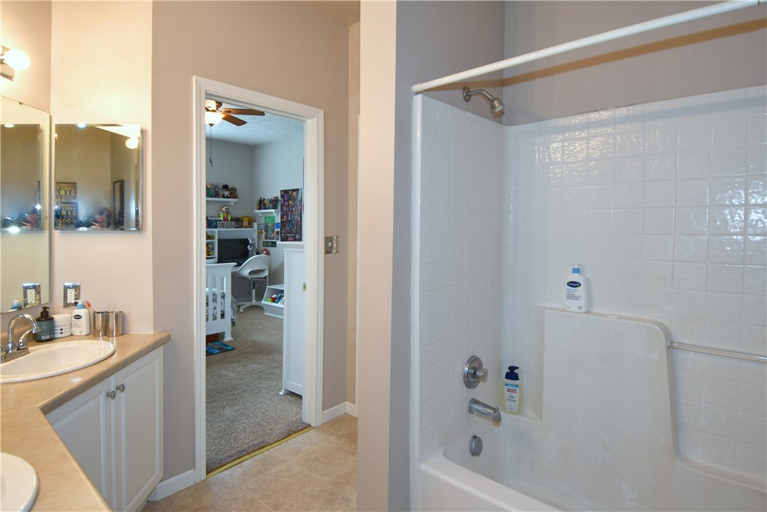 108 Sonie Dr