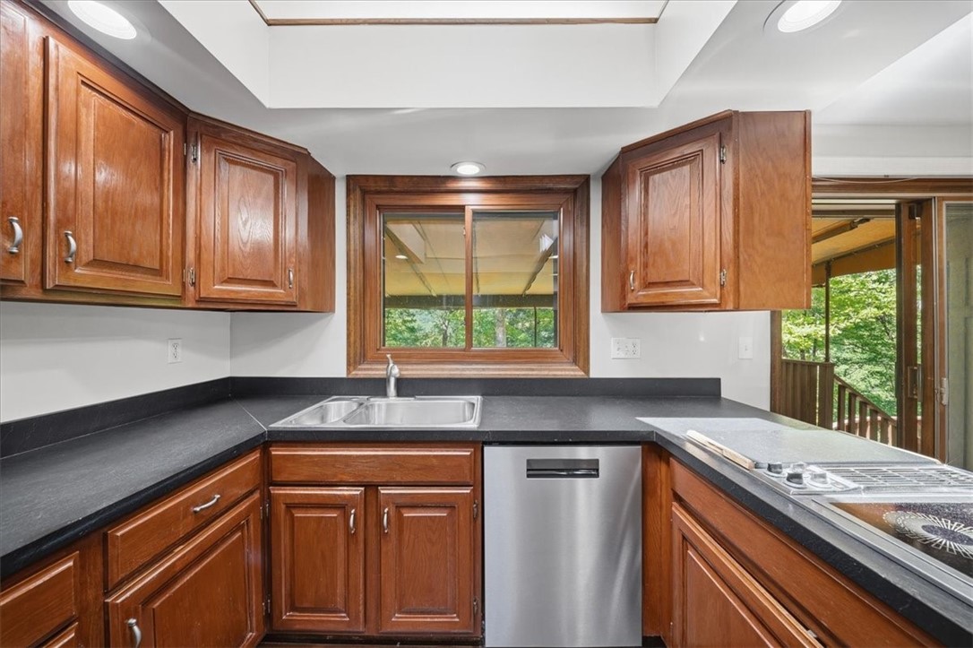 209 Tyburn Woods Dr