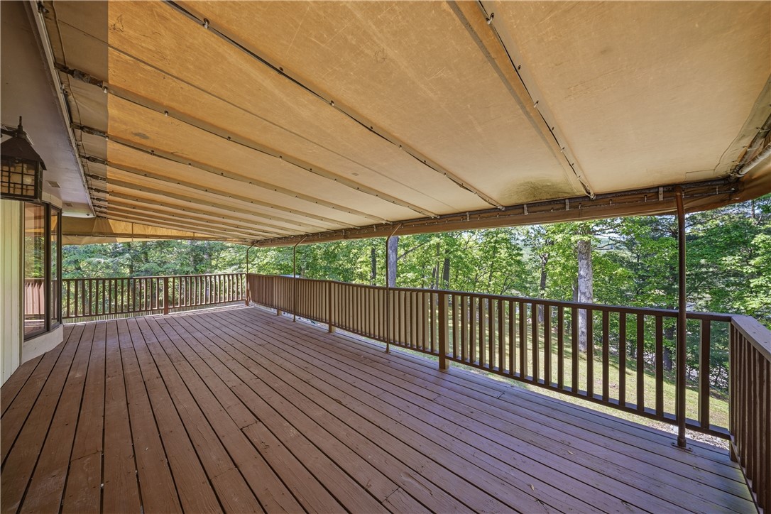 209 Tyburn Woods Dr