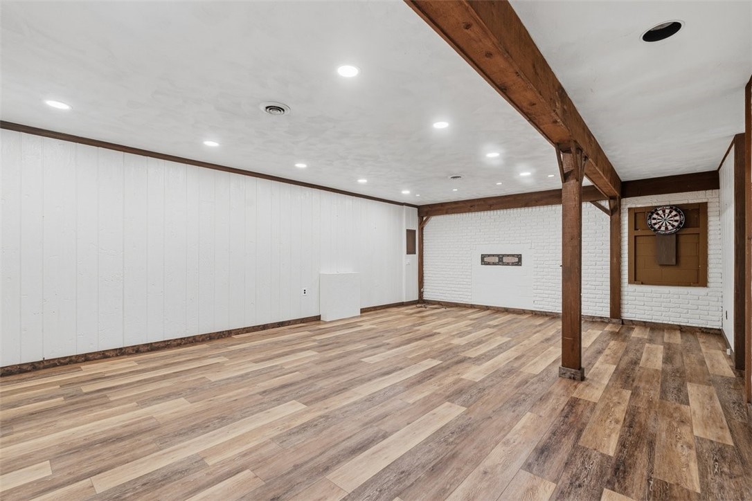 209 Tyburn Woods Dr