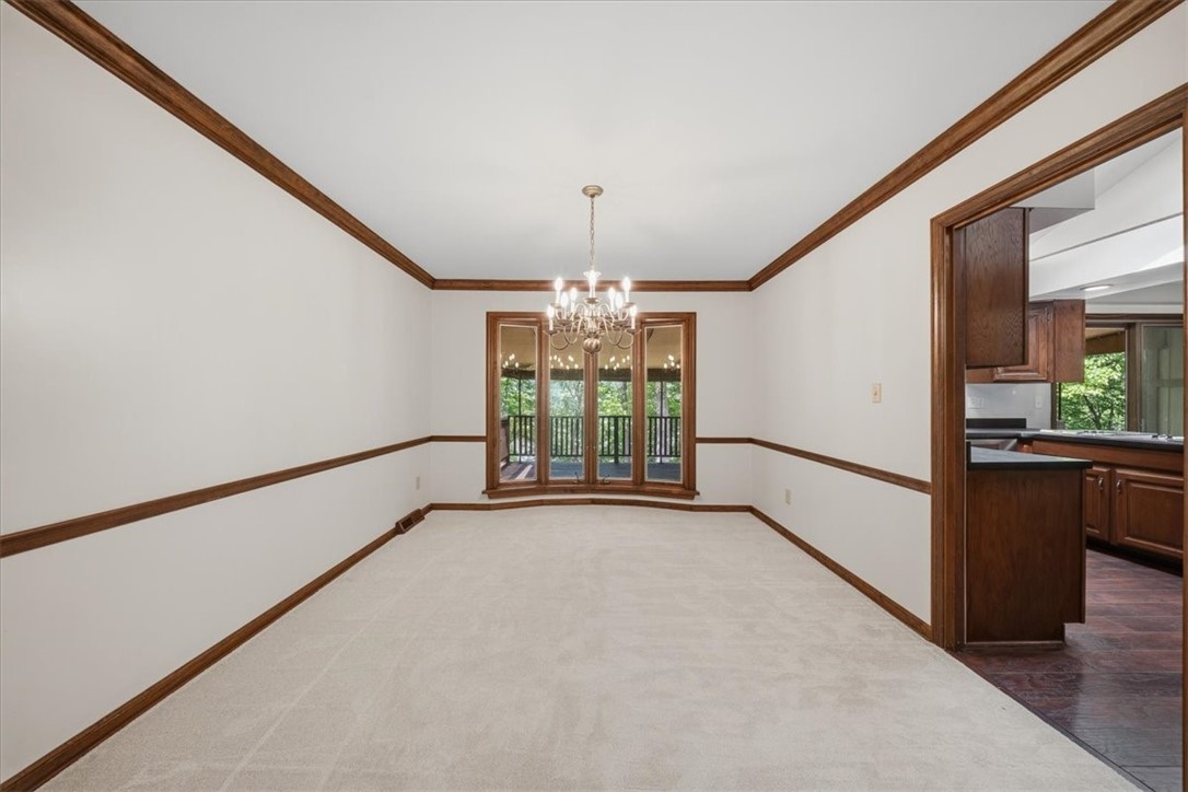 209 Tyburn Woods Dr