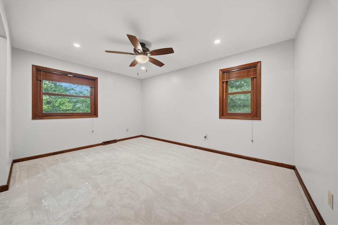 209 Tyburn Woods Dr