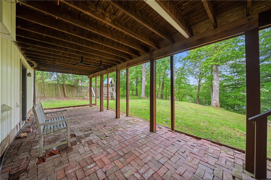 209 Tyburn Woods Dr