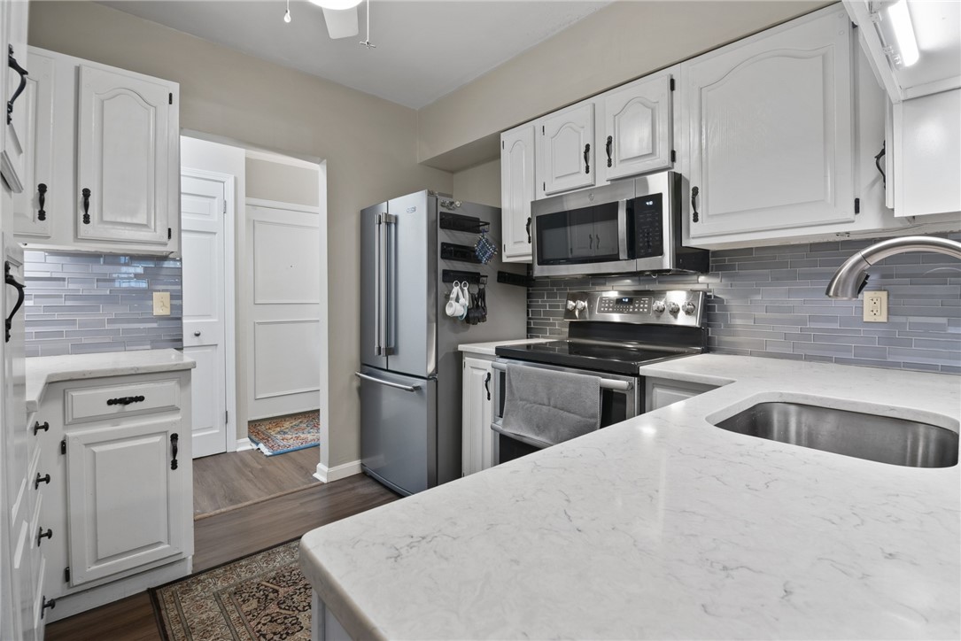 5825 5th Ave 102