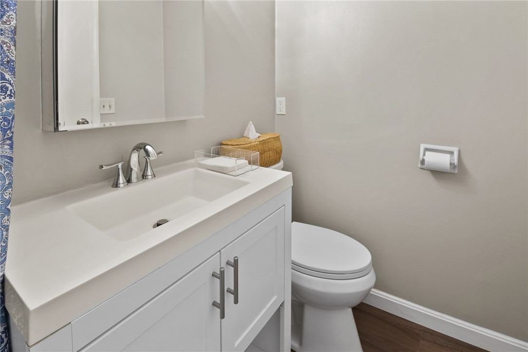 5825 5th Ave 102