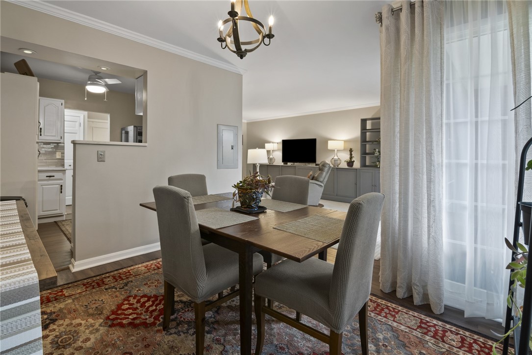 5825 5th Ave 102