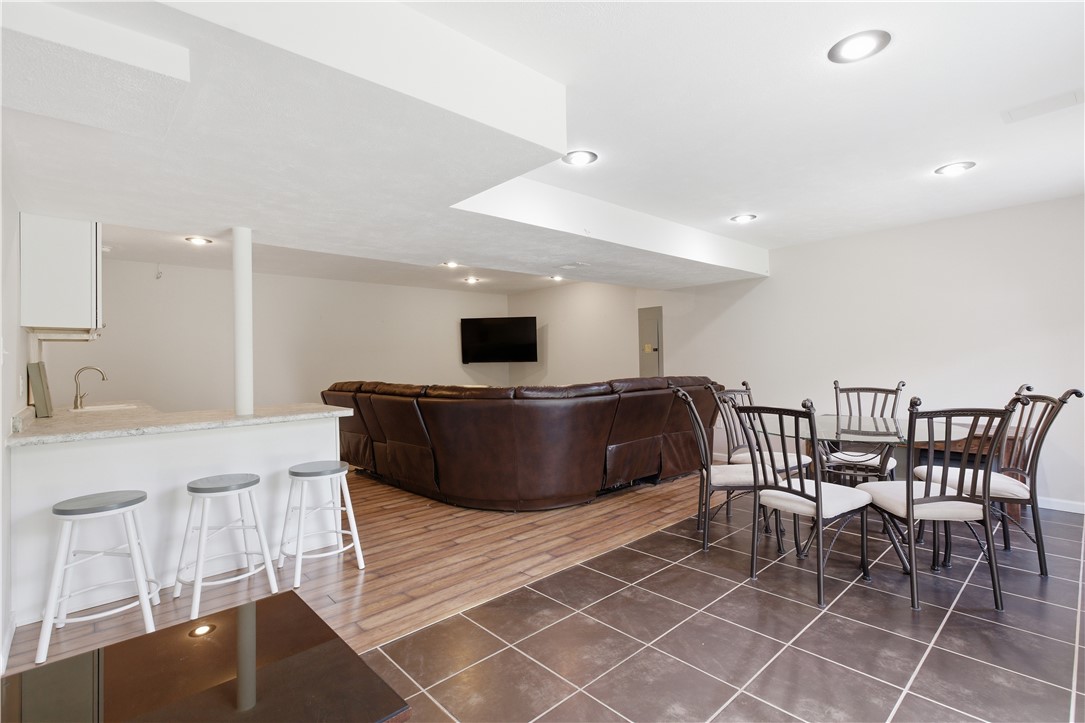 513 Madison Dr
