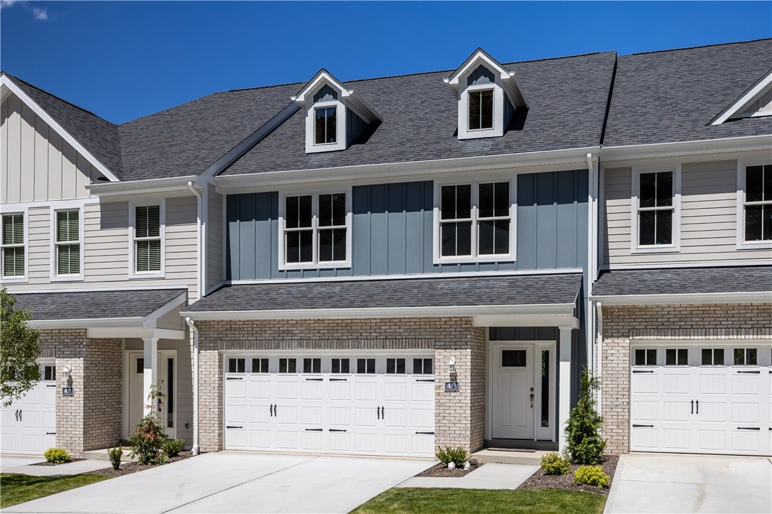 413 WALNUT CT