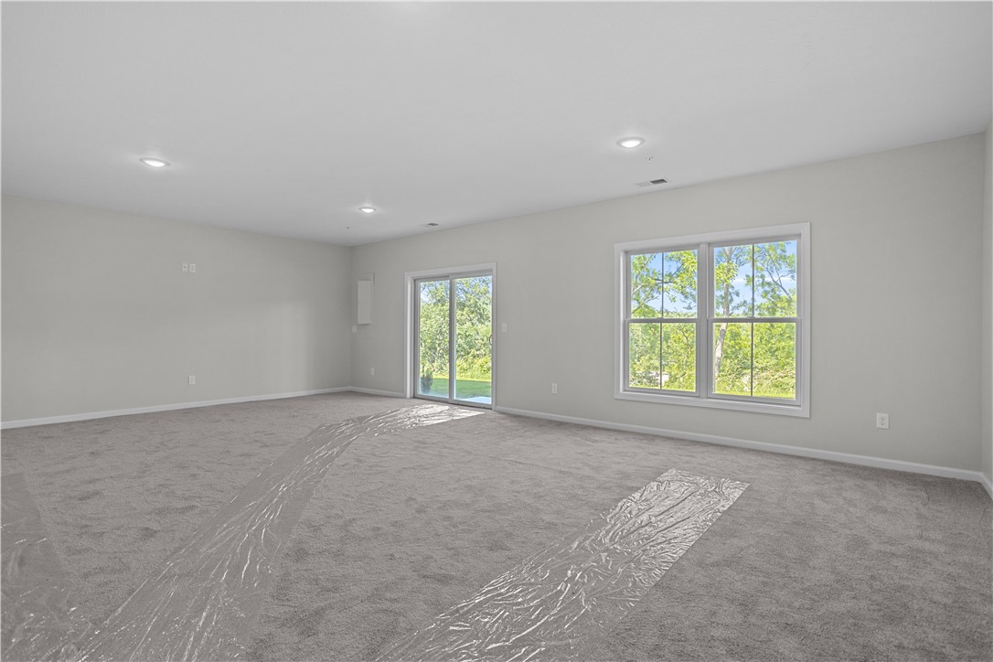 413 WALNUT CT