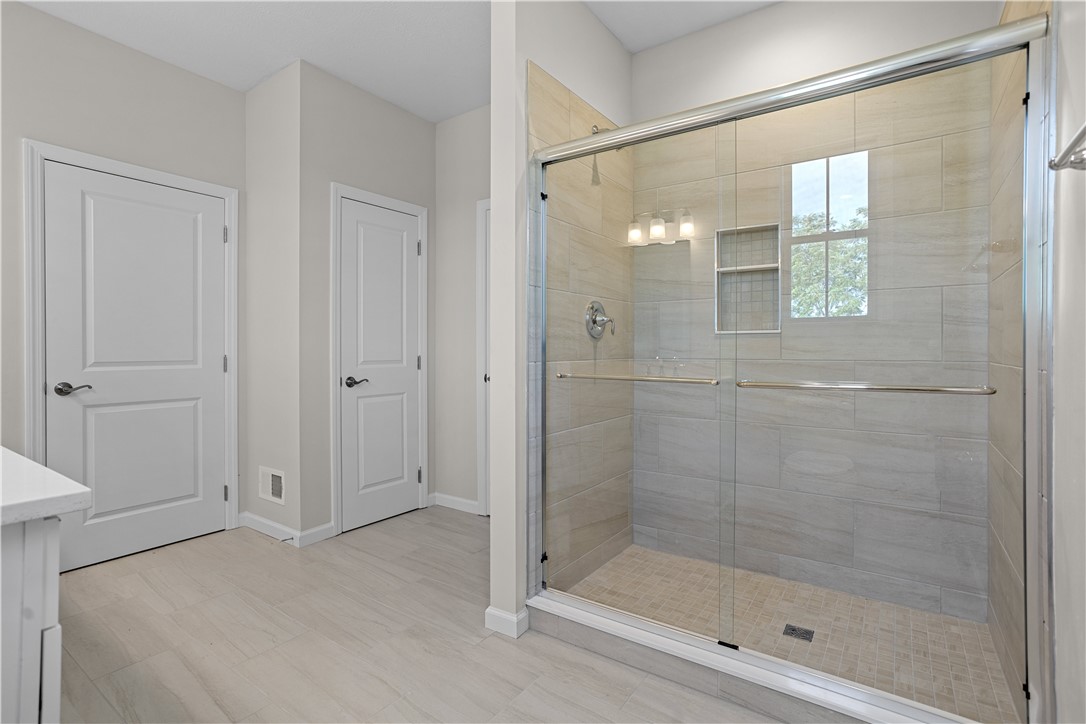 413 WALNUT CT