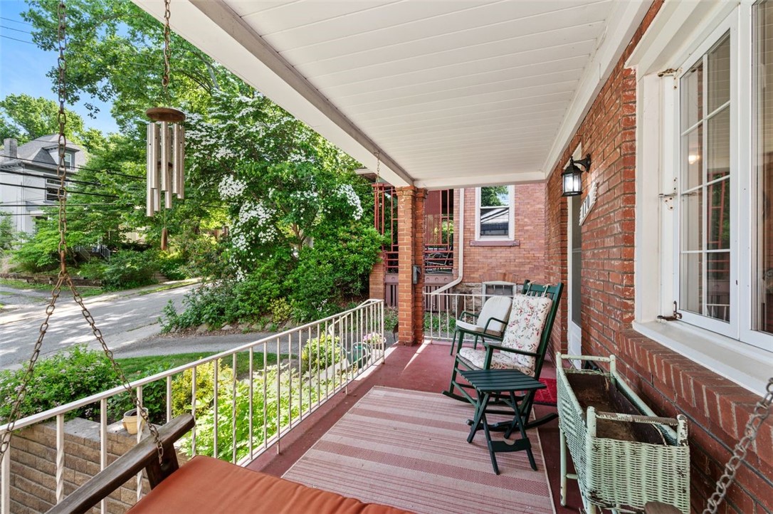 170 Lloyd Ave