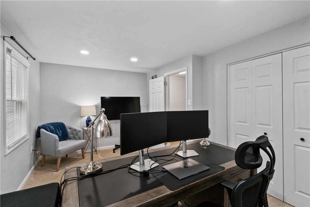 105 Spruce Ct