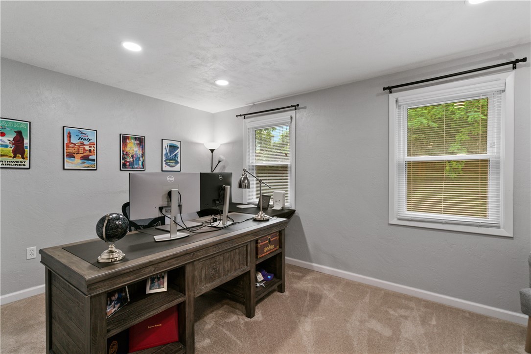105 Spruce Ct