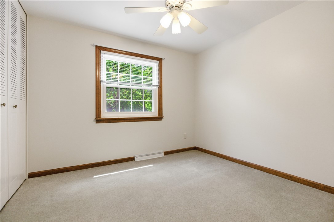 1129 King George Court