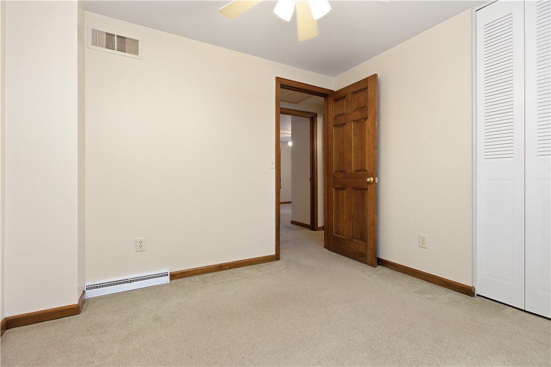 1129 King George Court