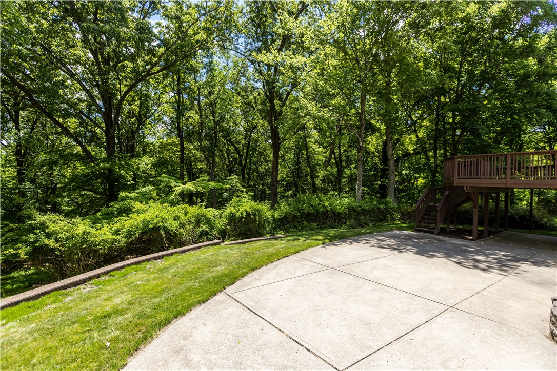 1129 King George Court