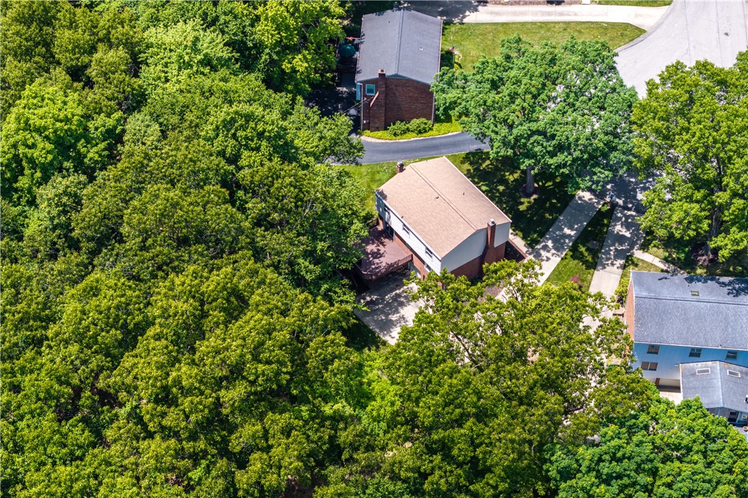 1129 King George Court