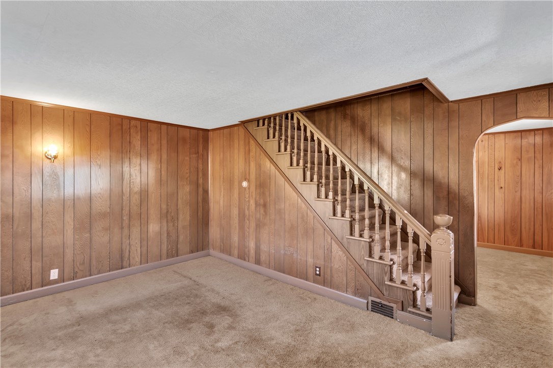 123 High St