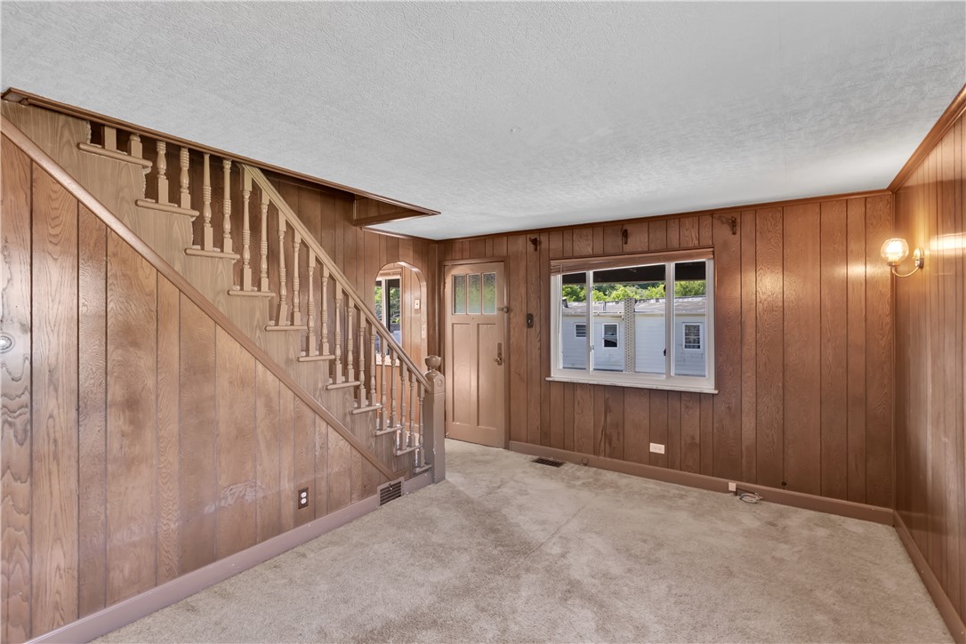 123 High St
