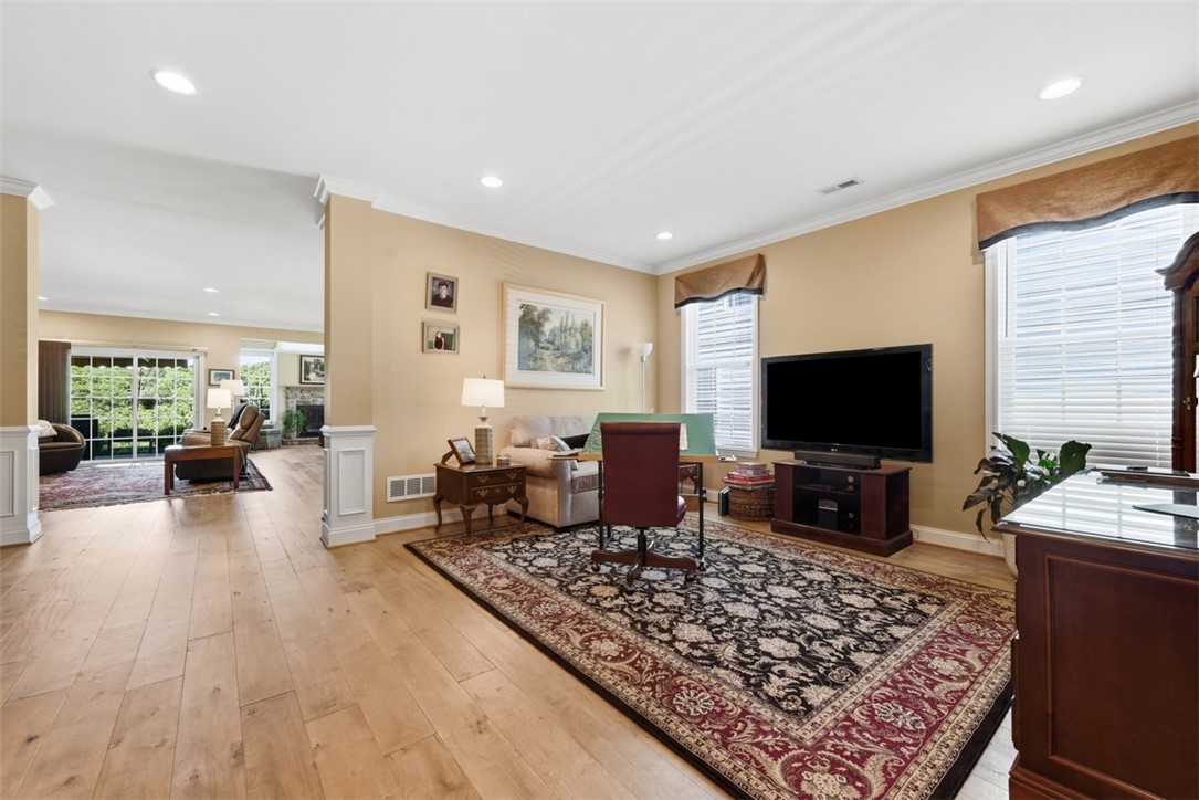 146 Summer Seat Ln