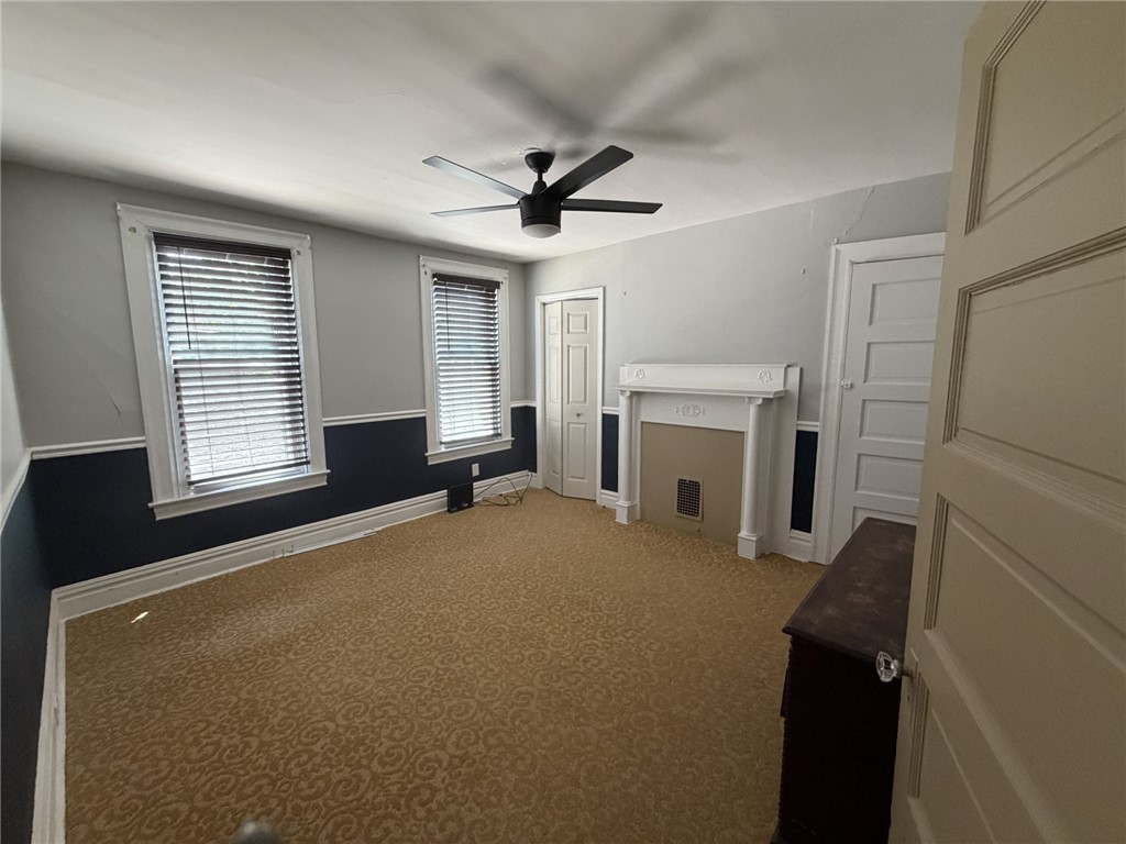 1214 Goe Ave