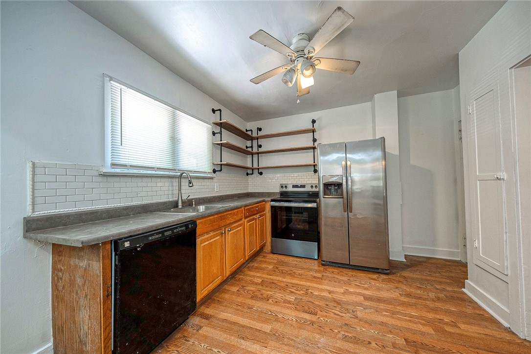 565 Ardmore Blvd