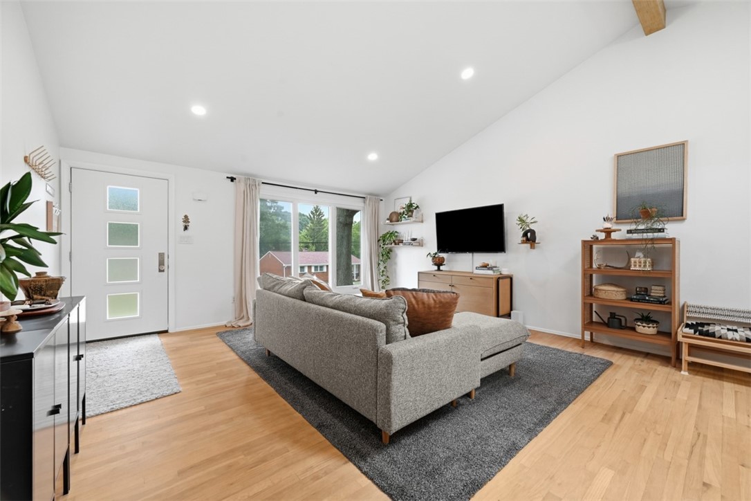 95 Fenway Rd