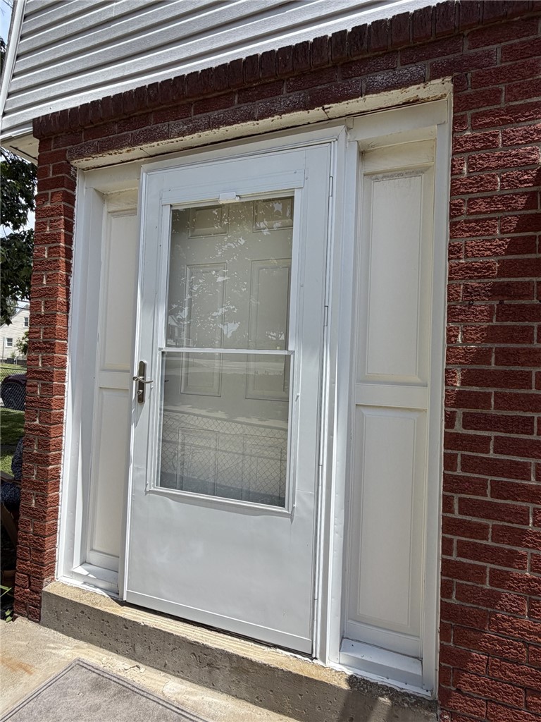104 1st St