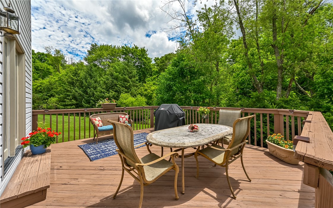 212 Whitehaven Dr