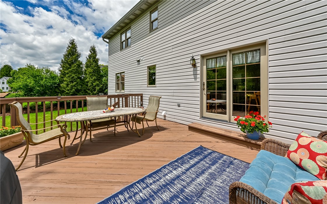 212 Whitehaven Dr