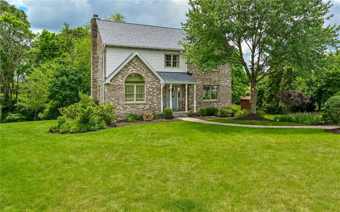 212 Whitehaven Dr