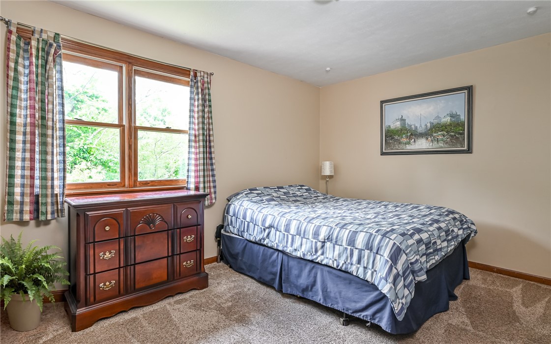 212 Whitehaven Dr