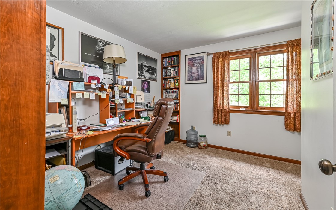 212 Whitehaven Dr