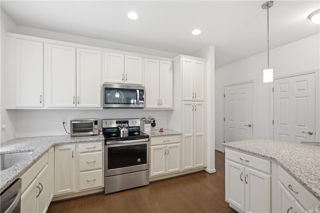 153 Summer Seat Lane