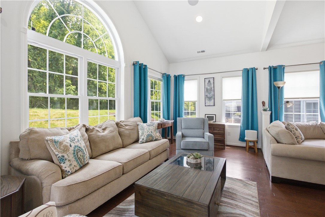 153 Summer Seat Lane