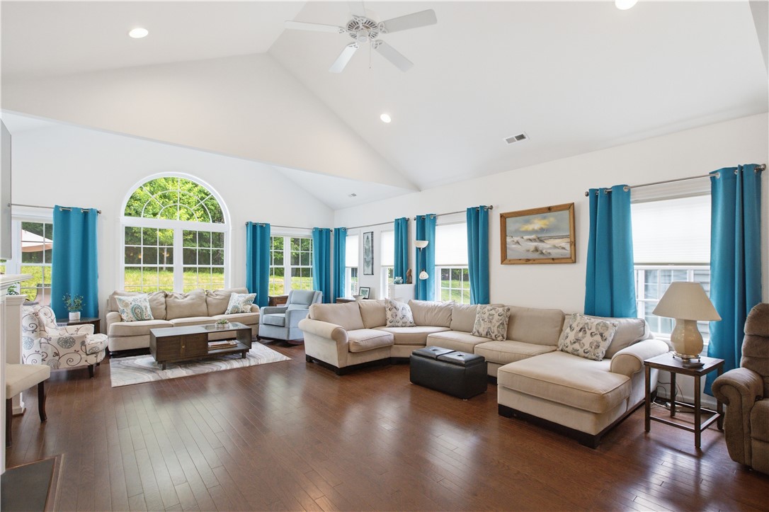 153 Summer Seat Lane