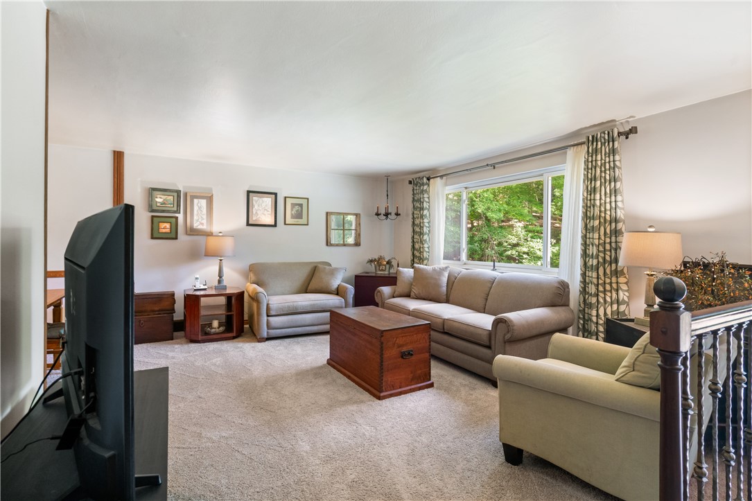 118 Merwood Dr