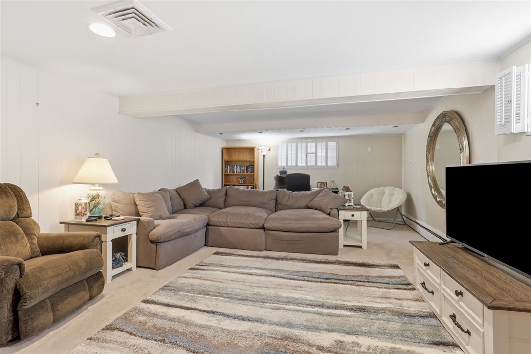 6725 Verona Rd