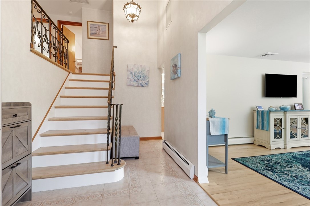 6725 Verona Rd