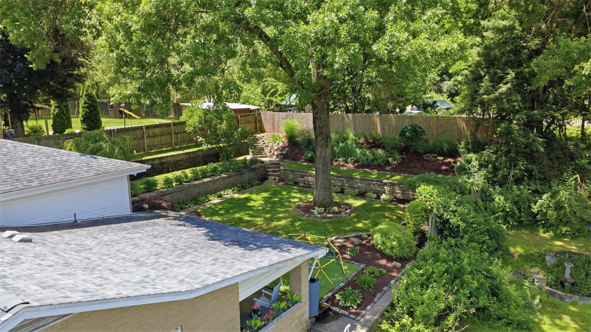 6725 Verona Rd