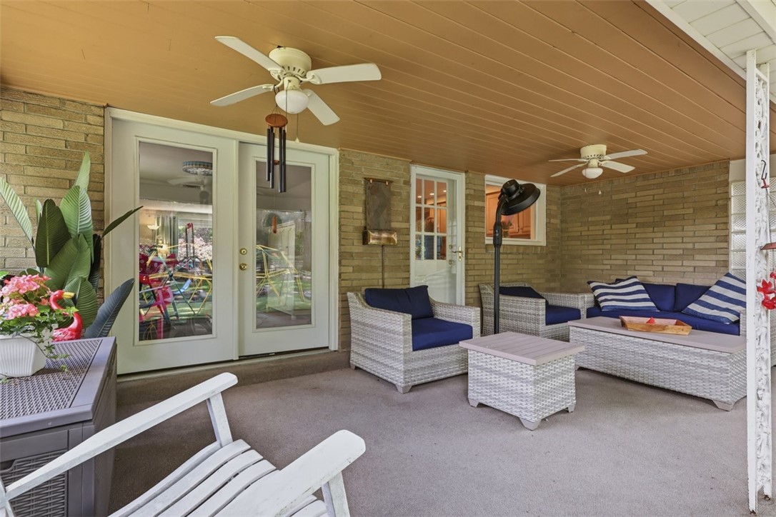 6725 Verona Rd